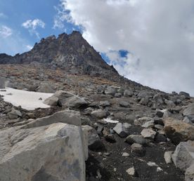 Авачинский перевал. Экструзия верблюд.