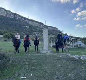 Конные прогулки по горе Таркитау