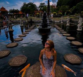 Тень И Свет Восточного Бали на байке