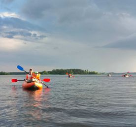 Сплав на байдарках по Московскому морю