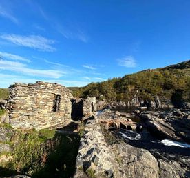 Рыбачий и Средний: топ-места и глемпинг-палатки (по запросу, для готовых групп)
