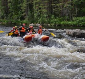 Экстремальный сплав по реке Уксунйоки