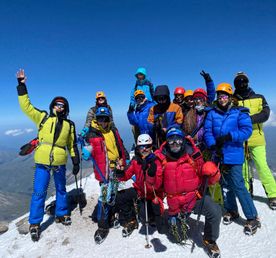 Восхождение на Эльбрус с юга Комфорт