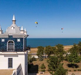 Тамань: вино, сыр и лотосы  винный тур на Таманский полуостров