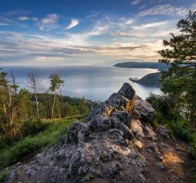 ТРИ БЕРЕГА БАЙКАЛА