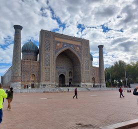 Улетим на выходной в Самарканд и Бухару!