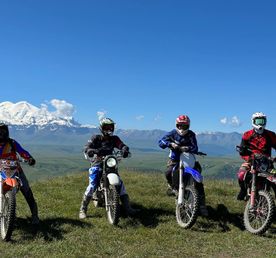 Домбай Мото