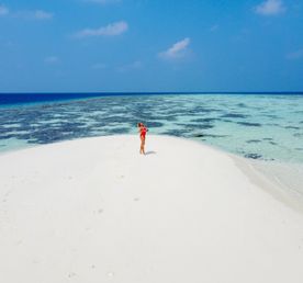 Перезагрузка на Мальдивах. Трансформационные практики, йога и съемкамис дрона.