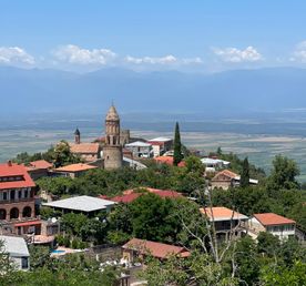 Знакомство с Грузией: Полное Погружение! Горы, еда, вино, храмы