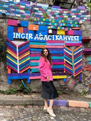 Два Континента И Самые Яркие Районы