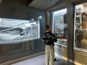 Топ мест на Кольском: Териберка, киты, сияние, айс-флоатинг, Хибины