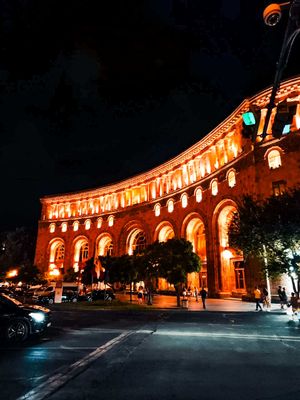 Знакомство с Ереваном - приветственный ужин