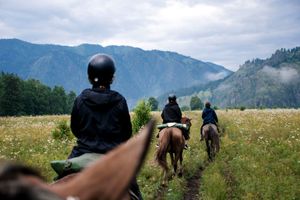 Актив-тур+: конные прогулки, сплав, трекинг, Чуйский тракт