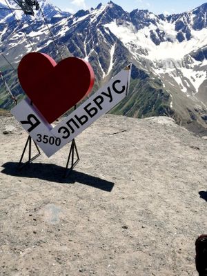 Джип-тур в мини-группе к величественному Эльбрусу