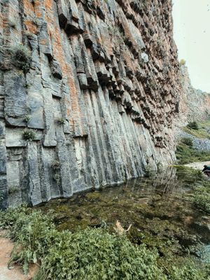 Гарни и Гегард, закат над аркой Чаренца
