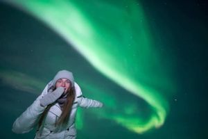 Легенды Севера: Сияние, Териберка, олени и хаски