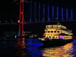 Турецкая ночь между двумя континентами