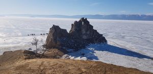 Ольхон. Застывшие волны, ледяные пещеры. Мыс Бурхан
