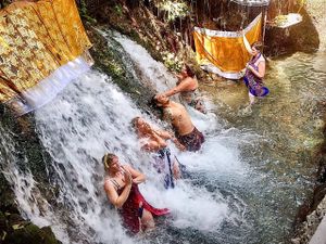 Рисовые терассы и святые источники