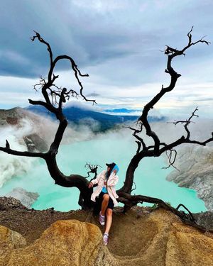 Подъем на вулкан Иджен