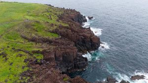 Перелёт на Итуруп и прогулка по плато Янкито