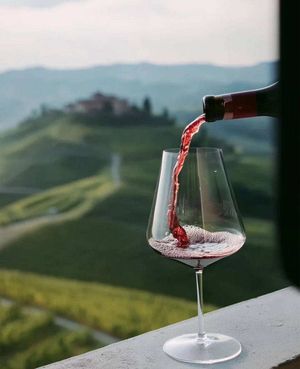 Вино, ремёсла и древние монастыри