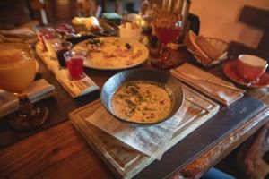 Прибытие в Мурманск, ужин в ресторане