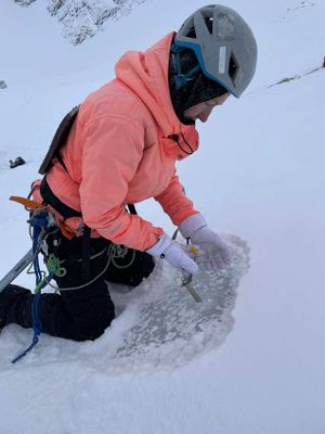 Подъём на ледник Малый Актру, проведение занятий