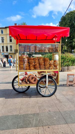Обнимаемся и едем в аэропорт