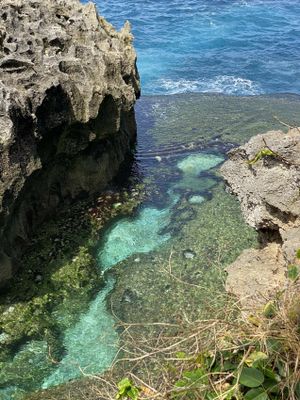 О. Нуса Пенида: западные пляжи