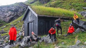Тропические пляжи и хайк на смотровую Квальвика