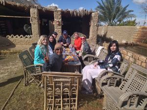 Из Пустыни К Нилу