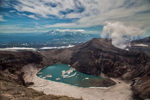 Восхождение на вулкан Горелый