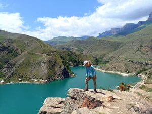 Легенды об Эльбрусе и трекинг к озеру Гижгит