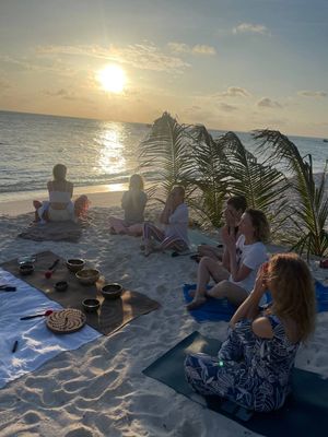 Сап - Йога с тибетскими поющими чашами