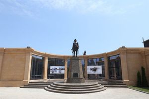 Сулакский каньон, Дубки Янтарное бархан Сарыку