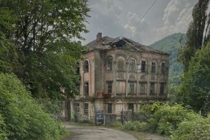 Ткуарчал и горячие источники
