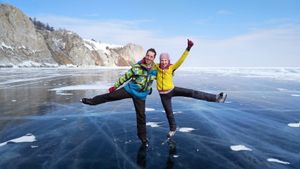 Зимнее великолепие Байкала