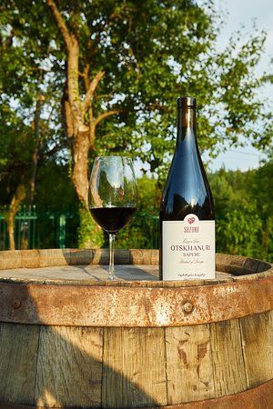 Имеретия. Необычные монастыри и ночь на винодельне