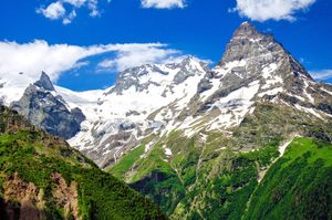 Ущелье Домбай-Ульген, Чучхурские водопады