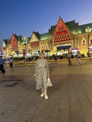 Море +global village