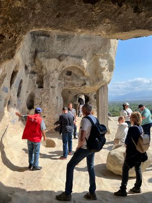 Знакомство с известным курортом Боржоми и Уплисцих