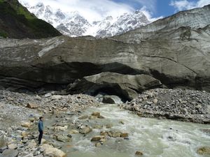 Трек к Шхаре