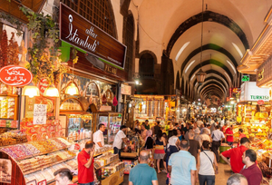 3 мечети, , Дворец Топканы, рынки