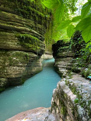 Летняя Абхазия: море, горы, джиппинг, водопады и фото. Тур 7 дней