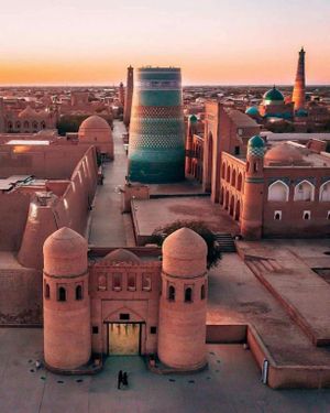 Зеркальный Узбекистан