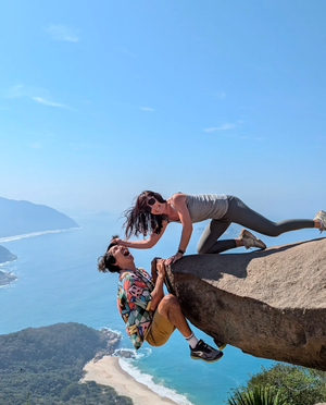 Гора Телеграф: зависая над обрывом