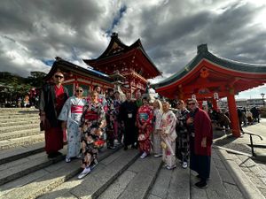 Япония: красные клёны