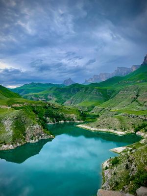 Путешествие в сердце Кавказа: Осетия, Эльбрус, Грозный - всё включено
