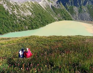 По эко-тропе к подножию горы Чегет
